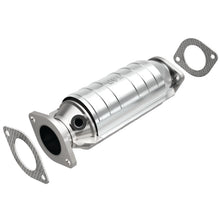 Load image into Gallery viewer, MagnaFlow Direct Fit Catalytic Converter 95-96 Nissan Sentra 1.6L