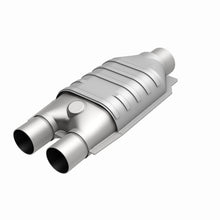 Load image into Gallery viewer, MagnaFlow Universal Catalytic Converter 2inch Inlet/2.5inch Outlet Dual/Single Oval Shape