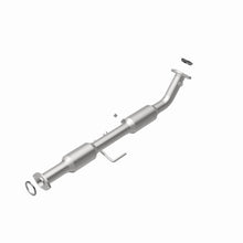 Load image into Gallery viewer, MagnaFlow Direct Fit Catalytic Converter 05-12 Toyota Tacoma L4-2.7L