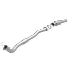 Load image into Gallery viewer, MagnaFlow Direct Fit Catalytic Converter 01-02 2500HD Passenger Side 8.1L