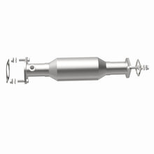 Load image into Gallery viewer, MagnaFlow Direct Fit Catalytic Converter 03-06 Outlander 2.4L