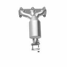 Load image into Gallery viewer, MagnaFlow Direct Fit Catalytic Converter 05-08 Hyundai Tucson/Kia Sportage 2.7 L P/S Manifold AWD