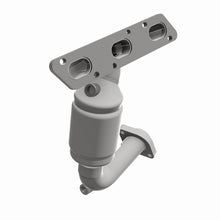Load image into Gallery viewer, MagnaFlow Direct Fit Catalytic Converter MPV- 00-01 6 2.5L OEM