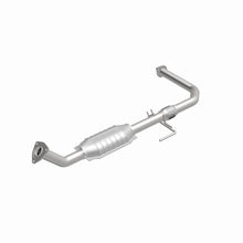 Load image into Gallery viewer, MagnaFlow Direct Fit Catalytic Converter 00-04 Toyota Tundra V8 4.7L Gas