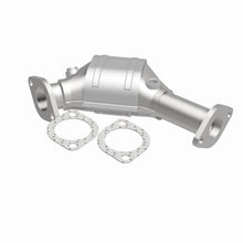 Load image into Gallery viewer, MagnaFlow Direct Fit Catalytic Converter 95-99 Subaru Impreza 2.2L