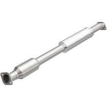 Load image into Gallery viewer, MagnaFlow 15-17 Kia Sonata/Optima L4 2.4L Direct Fit Catalytic Converter