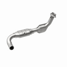 Load image into Gallery viewer, MagnaFlow Direct Fit Catalytic Converter 99-00 Ford F-150 4.6L