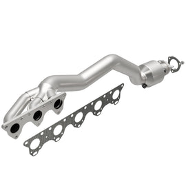 MagnaFlow Direct Fit Catalytic Converter 07-10 Audi S6 5.2L Passenger Front Manifold