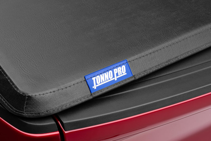 Tonno Pro 07-13 Toyota Tundra 5.5ft Fleetside Hard Fold Tonneau Cover