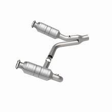 Load image into Gallery viewer, MagnaFlow Direct Fit Catalytic Converter RAIDER- 2006 8 4.7L OEM