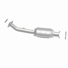 Load image into Gallery viewer, MagnaFlow Direct Fit Catalytic Converter 01-04 Pathfinder Driver Side Rear