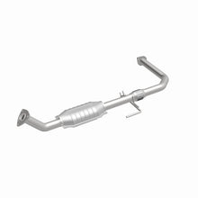 Load image into Gallery viewer, MagnaFlow Direct Fit Catalytic Converter 00-04 Toyota Tundra V8 4.7L Gas