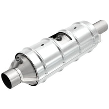 Load image into Gallery viewer, MagnaFlow DF Catalytic Conv 00-05 Ford Excursion / 99-04 F-250 SD / 99-04 F-350 SD (California)