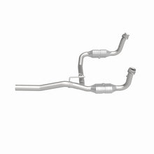 Load image into Gallery viewer, MagnaFlow Direct Fit Catalytic Converter 07-11 Dodge Nitro 4.0L