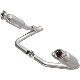 MagnaFlow Direct Fit Catalytic Converter California Grade 07-08 Dodge Durango 3.7L