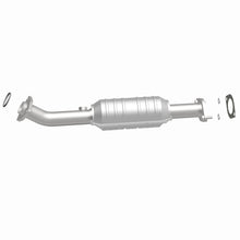 Load image into Gallery viewer, MagnaFlow Direct Fit Catalytic Converter 98-00 Niss Pathfinder 3.3L