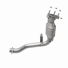 Load image into Gallery viewer, MagnaFlow Direct Fit Catalytic Converter 01-04 Ford Escape