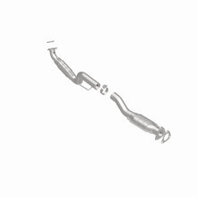 Load image into Gallery viewer, MagnaFlow Direct Fit Catalytic Converter 03-07 GM 2500/3500 Passenger Side