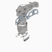 Load image into Gallery viewer, MagnaFlow Direct Fit Catalytic Converter 02-06 Nissan Sentra 2.5L - California