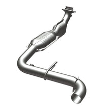 Load image into Gallery viewer, MagnaFlow Direct Fit Catalytic Converter 01 Ford Lightning 5.4L