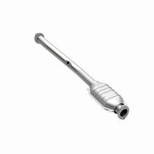 Load image into Gallery viewer, MagnaFlow Direct Fit Catalytic Converter 95-98 Toyota T100 4WD 3.4L