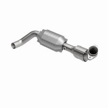 Load image into Gallery viewer, MagnaFlow Direct Fit Catalytic Converter 04-05 Ford F-150 5.4L D/S 2WD (Excl 04 Heritage Edition)