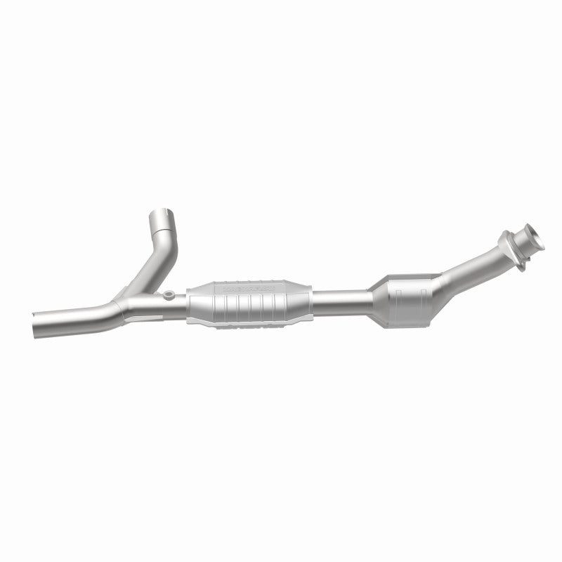 MagnaFlow Direct Fit Catalytic Converter 01-03 Ford E150 4.2L P/S