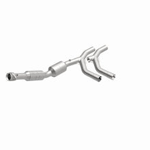 Load image into Gallery viewer, MagnaFlow Direct Fit Catalytic Converter 05-07 Ford E150 4.6L Passenger Side