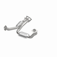 Load image into Gallery viewer, MagnaFlow Direct Fit Catalytic Converter 04 Ranger/Bser 3.0 Front 50S