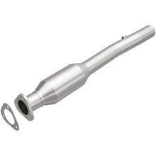 Load image into Gallery viewer, MagnaFlow Direct Fit Catalytic Converter 2000-2002 Ford E-150/E-250/E-350 Ecoline/Super Duty