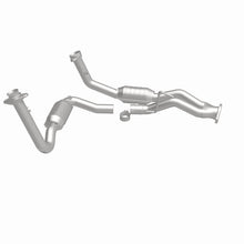 Load image into Gallery viewer, MagnaFlow Direct Fit Catalytic Converter 07-08 Jeep G/C OEM