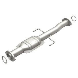 MagnaFlow Direct Fit Catalytic Converter 02-03 Toyota Tacoma 2.4L