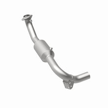 Load image into Gallery viewer, MagnaFlow Direct Fit Catalytic Converter 05-06 Lincoln Navigator 5.4L