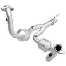 Load image into Gallery viewer, MagnaFlow Direct Fit Catalytic Converter 04 Jeep Grand Cherokee 4.7L
