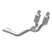 Load image into Gallery viewer, MagnaFlow Direct Fit Catalytic Converter 99-00 Grand Cherokee 4.0L