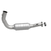 Load image into Gallery viewer, MagnaFlow Direct Fit Catalytic Converter 2004 Liberty P/S frt