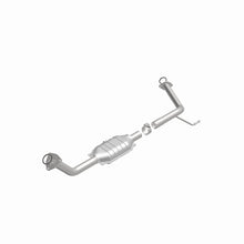 Load image into Gallery viewer, MagnaFlow Direct Fit Catalytic Converter 05-07 Toyota Sequoia 8 4.7L D/S