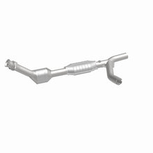 Load image into Gallery viewer, MagnaFlow Direct Fit Catalytic Converter 01-03 Ford E150 4.2L P/S