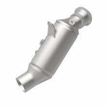 Load image into Gallery viewer, MagnaFlow Direct Fit Catalytic Converter 2015 BMW 640i/740i Underbody