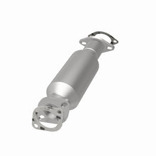Load image into Gallery viewer, MagnaFlow Direct Fit Catalytic Converter 2006 Kia Optima 2.4L
