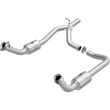 Load image into Gallery viewer, MagnaFlow Direct Fit Catalytic Converter 2009-2014 E-150 4.6 L Underbody