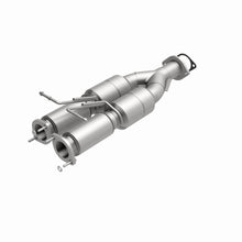 Load image into Gallery viewer, MagnaFlow Direct Fit Catalytic Converter 05-11 Volvo XC90 4.4L