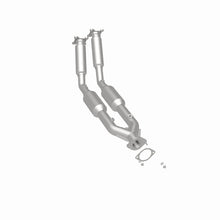 Load image into Gallery viewer, MagnaFlow Direct Fit Catalytic Converter 99-01 Volvo S80 2.8L