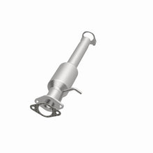 Load image into Gallery viewer, MagnaFlow Direct Fit Catalytic Converter 04-06 Toyota Outlander 2.4L