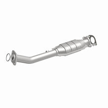 Load image into Gallery viewer, MagnaFlow Direct Fit Catalytic Converter 07 Titan 5.6L D/S rr OEM