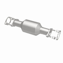 Load image into Gallery viewer, MagnaFlow Direct Fit Catalytic Converter 03-06 Kia Sorento 3.5L rear