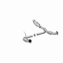 Load image into Gallery viewer, MagnaFlow Direct Fit Catalytic Converter Explorer 02-04 4.6L OEM