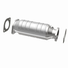 Load image into Gallery viewer, MagnaFlow Direct Fit Catalytic Converter 95-96 Nissan Sentra 1.6L