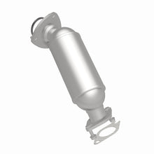 Load image into Gallery viewer, MagnaFlow Direct Fit Catalytic Converter 07-08 GM SUV 3.6L Rear OEM