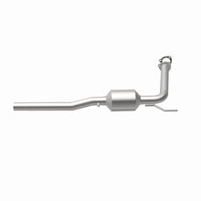 Load image into Gallery viewer, MagnaFlow Direct Fit Catalytic Converter 93 VW Eurovan 2.5L